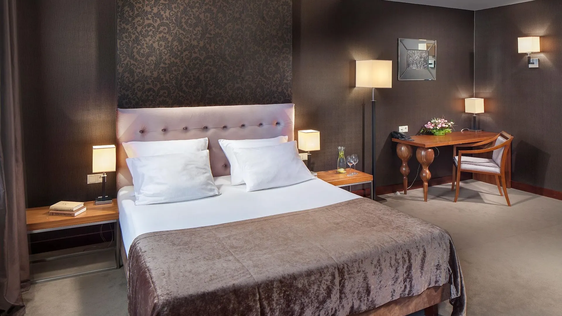 Hotel Unicus Krakow Old Town - Destigo Hotels 4*,