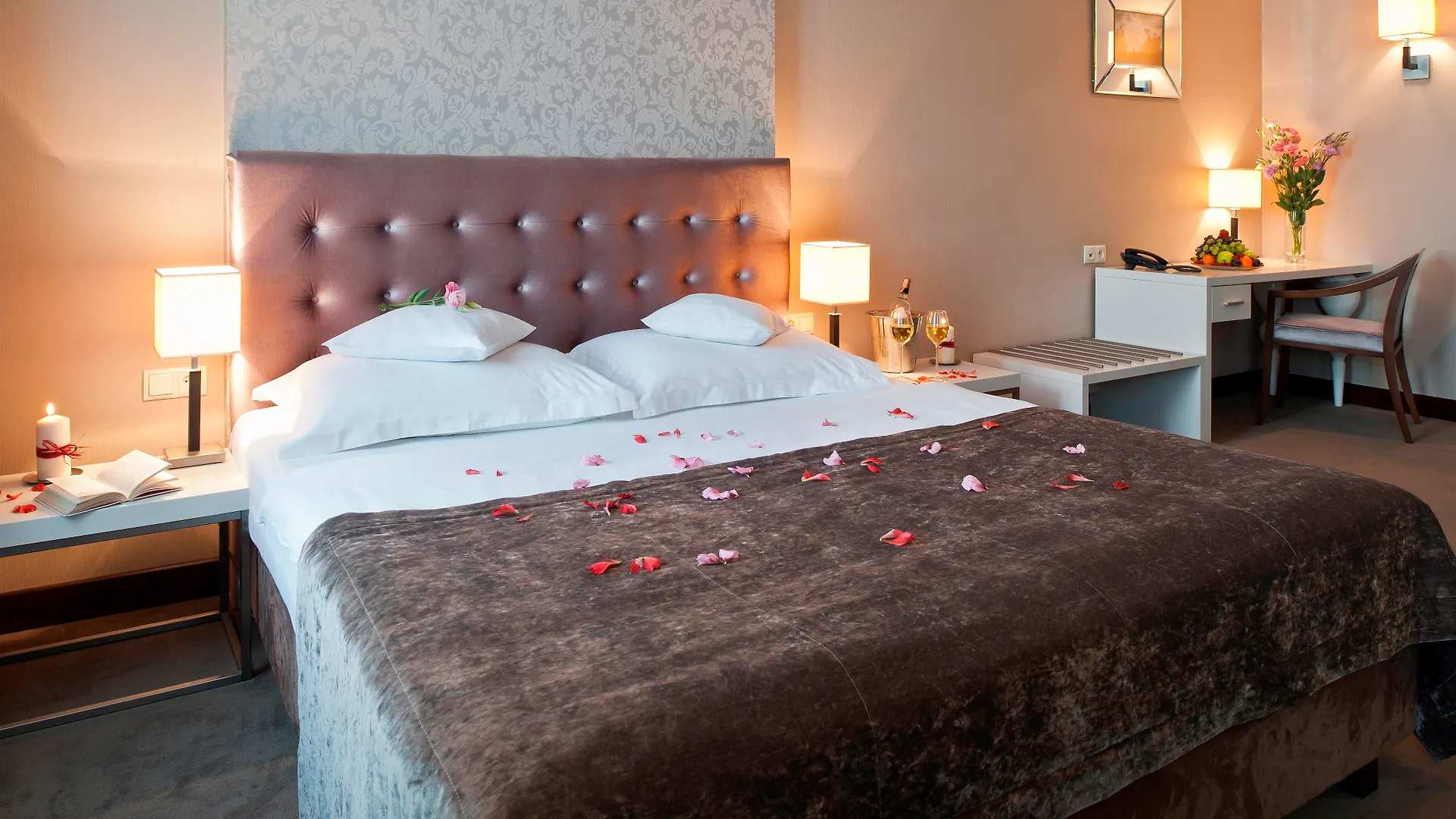 Hotel Unicus Krakow Old Town - Destigo Hotels 4*,