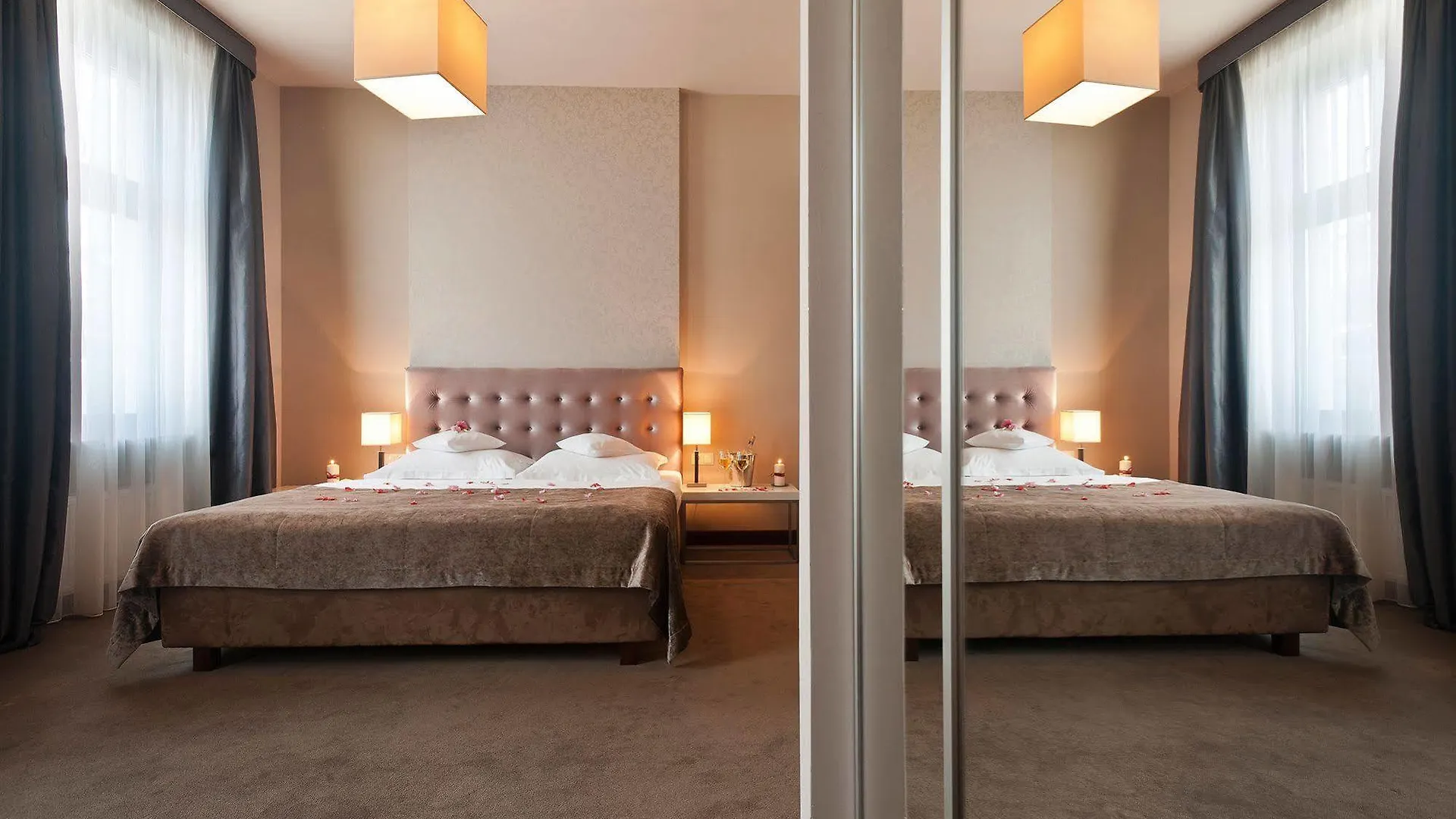 Hotel Unicus Krakow Old Town - Destigo Hotels 4*,